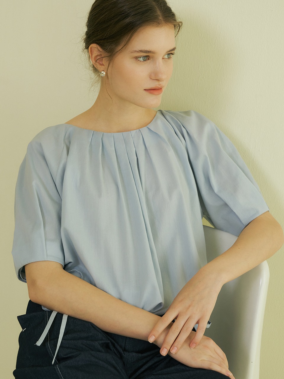 comos 674 Round Pleated Puffy Blouse (light blue)