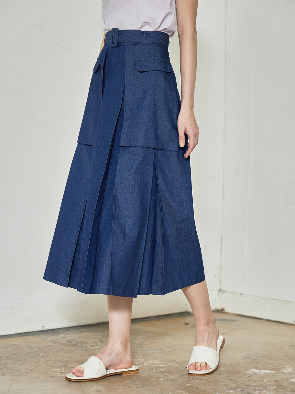 comos 817 layered pleated belt skirt (middle blue)
